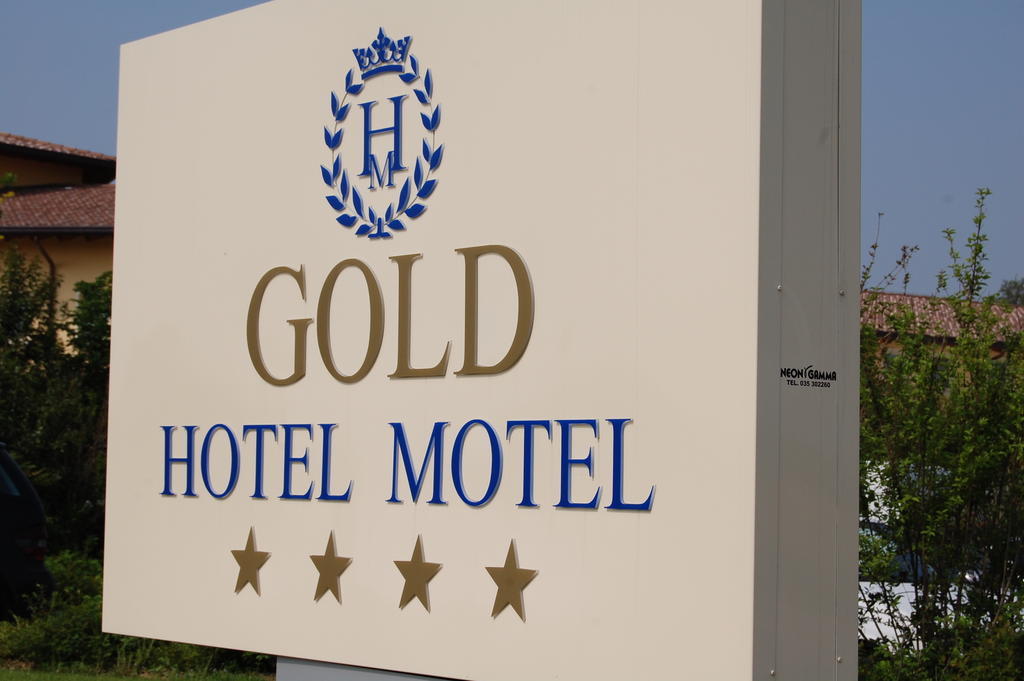 Hotel Motel Gold Calcinate ภายนอก รูปภาพ
